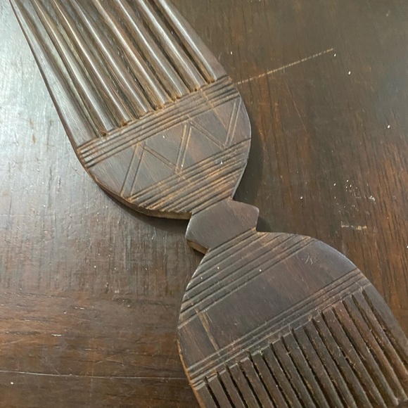 Afro Africa wood crafted and etched comb vintage - Picture 6 of 10